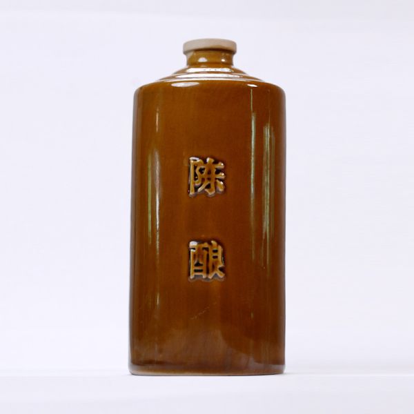 陳釀陶瓷酒瓶